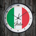 Moderne Italiaanse vlag & Italiaanse trendy Home / Ronde Klok<br><div class="desc">Wall Clock: Patriottisch Italië en Italiaans fashioneerbaar huisontwerp voor de vlag - hou van mijn land,  reizen,  vakantie,  landpatriotten/sportfans</div>