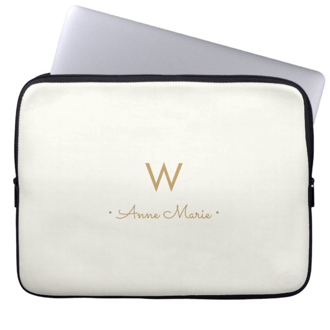 Moderne Ivoor Gouden Script Monogram Laptop Sleeve (Voorkant)