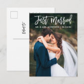 Moderne 'Just Married' Brush Script Trouwfoto Briefkaart (Voorkant / Achterkant)