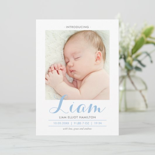 Moderne kalligrafie blauw | Aankondiging geboorte (Staand voorkant)