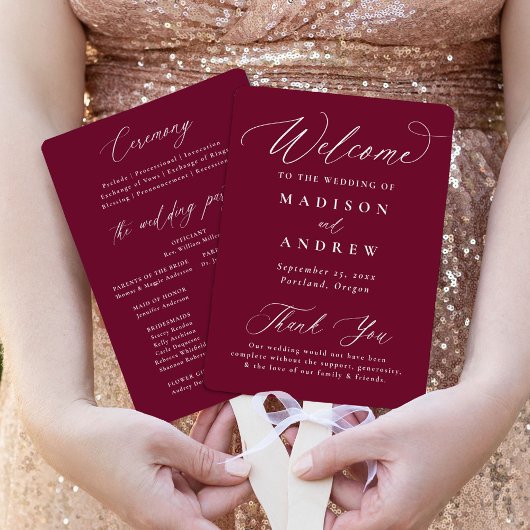 Moderne kalligrafie bordeauxrode huwelijksprogramm handwaaier