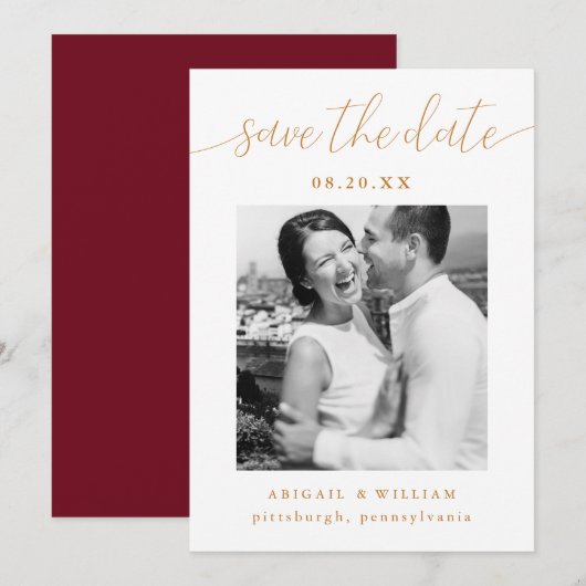 Moderne kalligrafie Burgundy Red Photo Wedding Save The Date (Voorkant / Achterkant)
