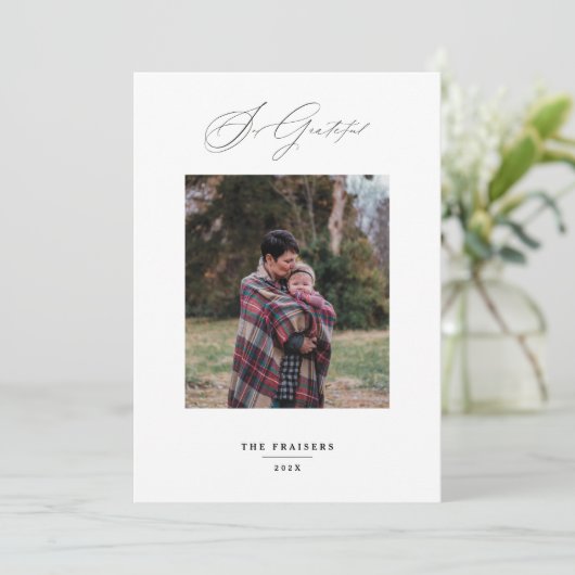 Moderne kalligrafie Dankbare Thanksgiving Feestdagenkaart (Staand voorkant)