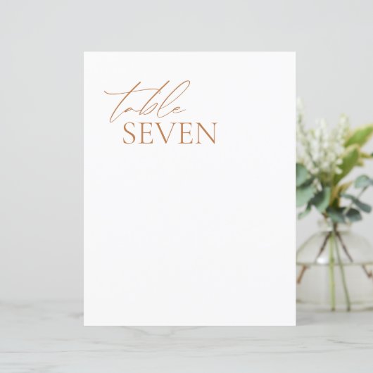 Moderne kalligrafie Elegant Wedding Table Number (Staand voorkant)