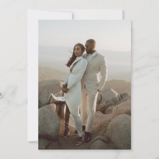 Moderne kalligrafie Elegante gouden bruiloft Save The Date (Achterkant)