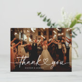Moderne kalligrafie Heart Wedding Foto Bedankkaart (Staand voorkant)
