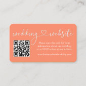 Moderne kalligrafie Heart Wedding Website QR Coral Informatiekaartje (Voorkant)