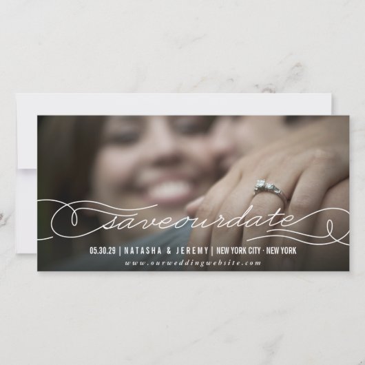 Moderne kalligrafie script Save The Date foto kaar (Voorkant)