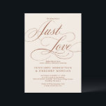 Moderne kalligrafie Terracotta houdt gewoon van tr Kaart<br><div class="desc">Een tijdloos terracotta dessertthema en elegante huwelijksuitnodiging met verfijnd kalligrafiescript op een klassieke achtergrond,  perfect voor een formele en verfijnde huwelijksviering. Voor maatwerk of extra producten met dit ontwerp,  neem dan gerust contact met mij op.</div>