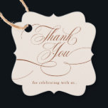 Moderne kalligrafie tijdloos Terracotta Bedankt Bedankjes Labels<br><div class="desc">Een tijdloos terracotta dessertthema en een elegante bruiloft bedanktag met verfijnd kalligrafiescript op een klassieke achtergrond,  perfect voor een formele en verfijnde huwelijksviering. Voor maatwerk of extra producten met dit ontwerp,  neem dan gerust contact met mij op.</div>