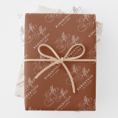 Moderne kalligrafie tijdloze terracotta bruiloft inpakpapier vel (In situ)