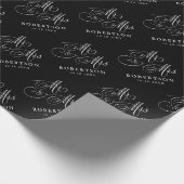 Moderne kalligrafie tijdloze zwart-wit bruiloft cadeaupapier (Hoek)