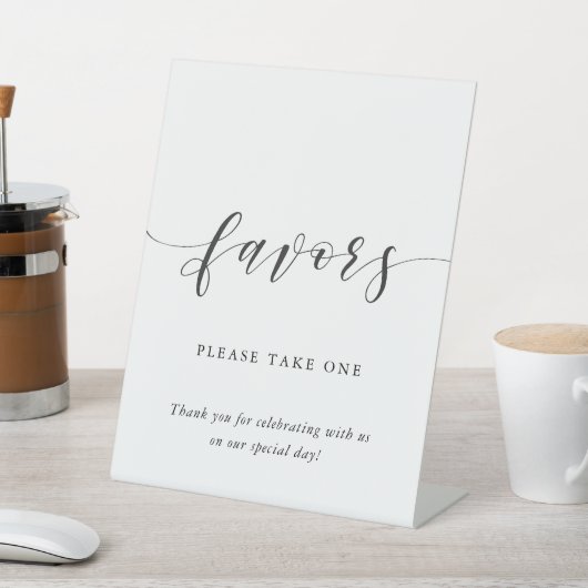 Moderne kalligrafie-weddenschap reclamebord met voetstuk (Insitu)