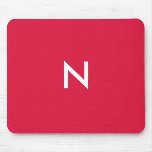 Moderne Karmozijn Rood Minimalistische Monogram In Muismat (Voorkant)
