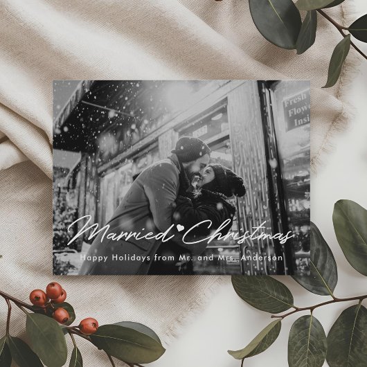 Moderne kerst-overlay voor pasgetrouwde stellen briefkaart