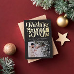 Moderne Kerst Vreugde Foto Folie Folie Feestdagenkaart<br><div class="desc">Stuur uw kerstboodschap dit jaar op een moderne manier naar familie en vrienden,  met levendige kleuren en mooie herinneringen. Neem een kijkje op het complete collectie van 2023 & 2024 Custom Photo Christmas Holiday Cards,  u zult zeker een ontwerp vinden dat past bij wat u zoekt.</div>