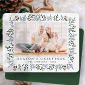 Moderne kerstavond en botanische bessen feestdagenkaart