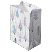 Moderne kerstbomen Abstract lavendelpatroon Medium Cadeauzakje