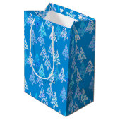 Moderne kerstbomen, Cerulean Blue Medium Cadeauzakje (Achterkant Gekanteld)