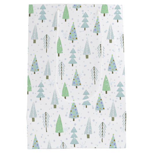 Moderne kerstbomen MERRY CHRISTMAS Script Blue Medium Cadeauzakje (Achterkant)