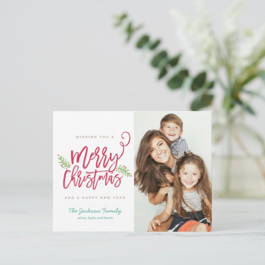 Moderne kerstfeestelijke foto in penseelscript feestdagenkaart (Staand voorkant)
