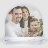 Moderne Kerstfotoboog met Holly Snow Wereldbol Sneeuwbol (Achterkant)