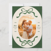 Moderne Kerstlinten & Bogen Groen Ovaal Foto Feestdagenkaart (Voorkant)