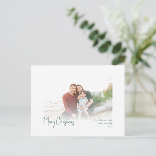 Moderne Kerstmis | Foto groen script Feestdagenkaart (Staand voorkant)