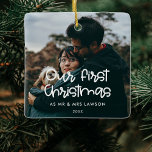 Moderne kersttrouwfoto keramisch ornament<br><div class="desc">Een moderne typografie voor dit collectie van fotoversieringen. Aanpassen met je favoriete afbeelding. U kunt de kleur van de doopvont in uw het houden ook gemakkelijk veranderen.</div>