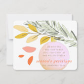 Moderne kerstwintersneeuwversiering op pine feestdagenkaart (Voorkant)