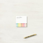 Moderne Kinder leraar kleurrijke regenboogkleuren Post-it® Notes (Op bureau)