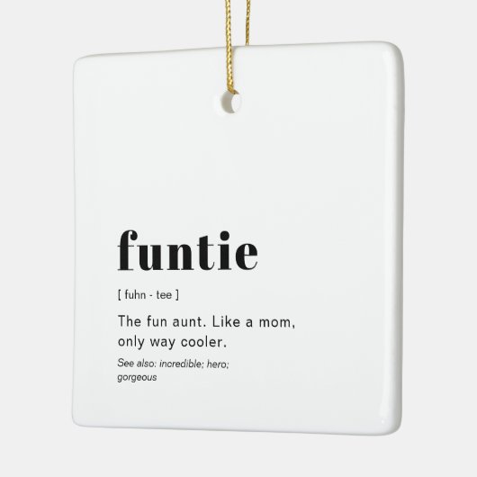 Moderne klare definitie keramisch ornament (Links)