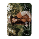 Moderne Klas van 2025 Witte Script Afstuderen Magneet (Verticaal)