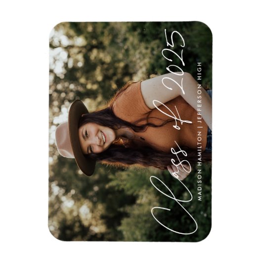 Moderne Klas van 2025 Witte Script Afstuderen Magneet (Verticaal)