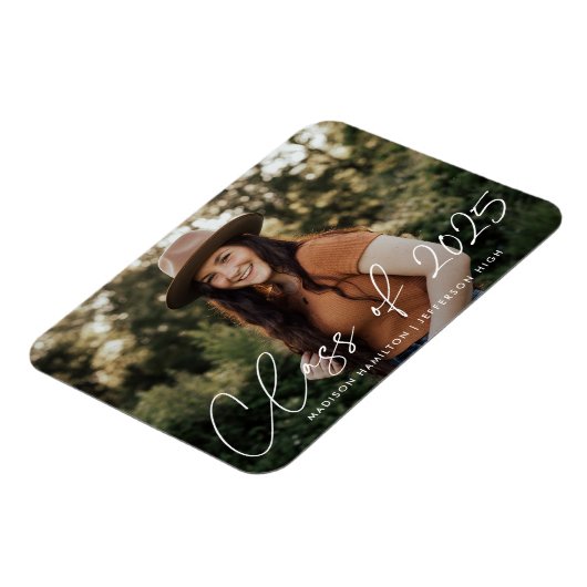 Moderne Klas van 2025 Witte Script Afstuderen Magneet (Linkerzijde)