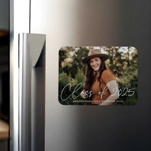 Moderne Klas van 2025 Witte Script Afstuderen Magneet
