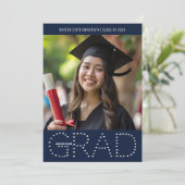 Moderne klas van 2026 foto afstudeer aankondiging (Staand voorkant)