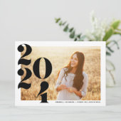 Moderne Klasse van 2024 Foto Afstuderen Kaart (Staand voorkant)