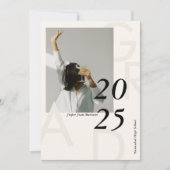 Moderne Klasse van 2025 Foto Minimal Afstuderen Kaart (Voorkant)