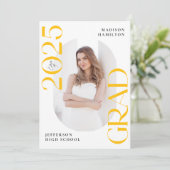 Moderne Klasse van 2025 Geel 2 Foto Afstuderen Aankondiging (Staand voorkant)