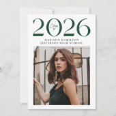 Moderne Klasse van 2025 Groen 2 Foto Afstuderen Aankondiging (Voorkant)