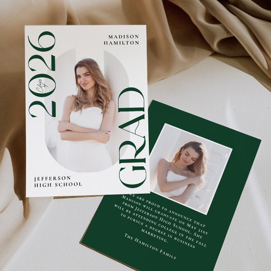 Moderne Klasse van 2025 Groen Afstudeerder 2 Foto  Aankondiging