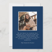 Moderne klasse van 2025 Navy 2 Foto Afstuderen Aankondiging (Achterkant)