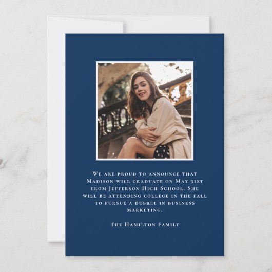 Moderne klasse van 2025 Navy 2 Foto Afstuderen Aankondiging (Achterkant)