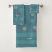 Moderne klassieke blauwe cirkels, voornaam bad handdoek (Insitu)