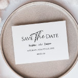 Moderne klassieke bruiloft, sparen de datum save the date<br><div class="desc">Deze moderne klassieke trouwflat, behalve de datum, is perfect voor je elegante moderne bruiloft. Dit ontwerp is voorzien van een zwarte eenvoudige kalligrafie die op een neutrale heldere witte achtergrond is geplaatst en die past bij uw klassieke bruiloft of een minimalistische boho bruiloft in de lente, de zomer, de herfst...</div>