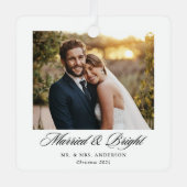 Moderne Klassieke Getrouwde En Heldere Trouwfoto Metalen Ornament (Voorkant)