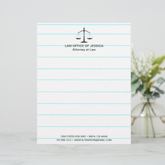 Moderne klassieke schalen van de rechtspraak Lette Briefhoofd (Staand voorkant)