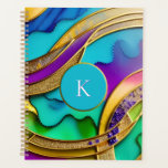 Moderne kleurrijke Abstracte juwelen en goudmonogr Planner<br><div class="desc">Dit ontwerp van de planner is voorzien van een prachtig,  kleurrijk ontwerp met turquoise,  paars,  blauw en groen,  gedraaid met faux metallic goud. Het centrum houdt een monogram initiaal. Het ontwerp lijkt driedimensionaal. Superuniek en leuk,  het is zeker een soort van soort! Creëer door Simply Farmhouse Press.</div>