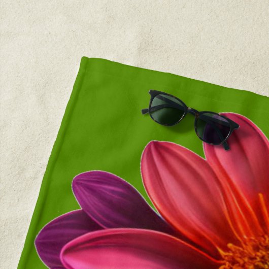 Moderne Kleurrijke Bloemen Daisy Bloemen Strandlaken (In situ)